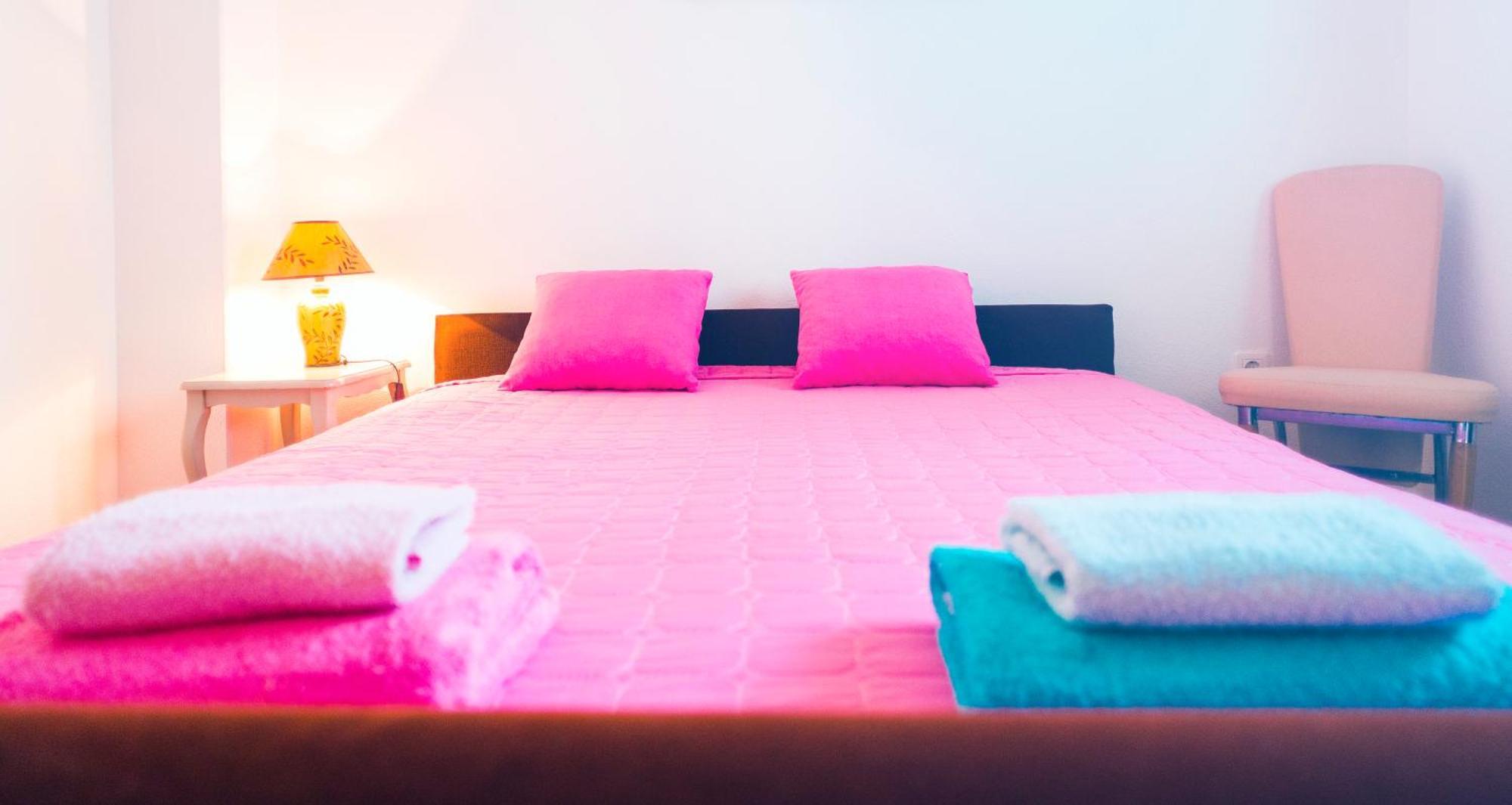 Apartmani Slavica ยาโกดินา ภายนอก รูปภาพ