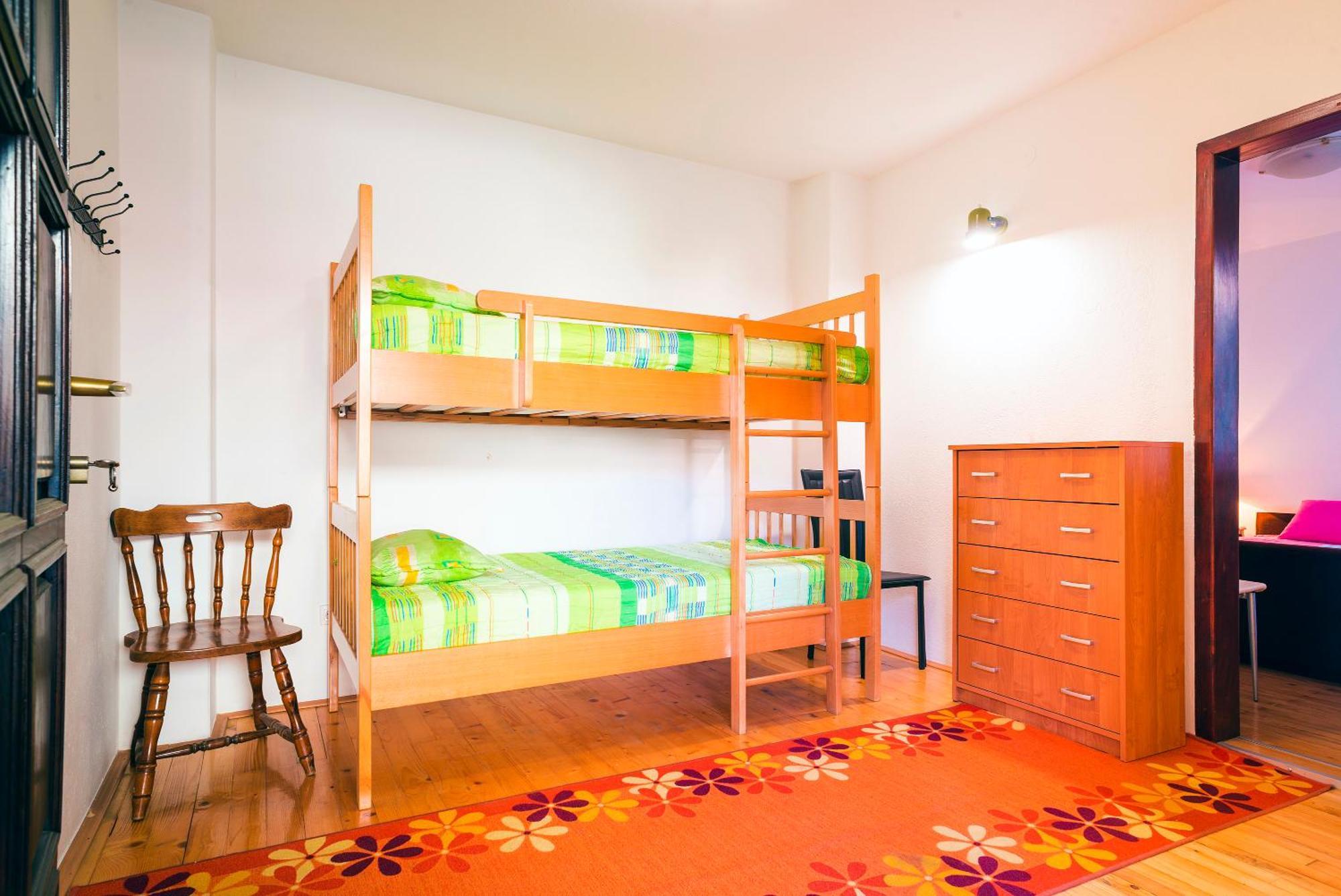 Apartmani Slavica ยาโกดินา ภายนอก รูปภาพ
