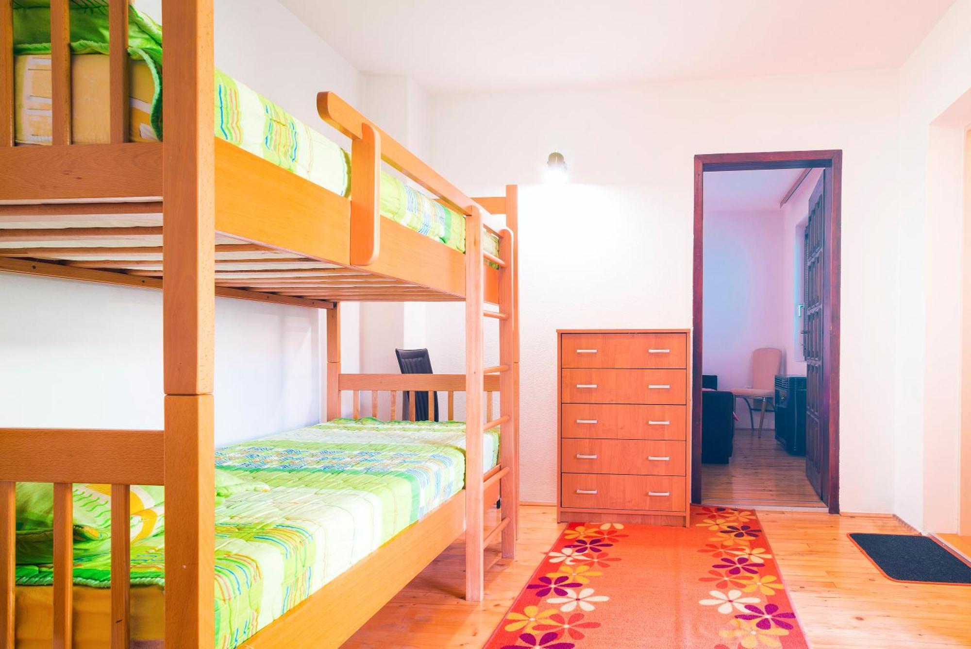 Apartmani Slavica ยาโกดินา ภายนอก รูปภาพ