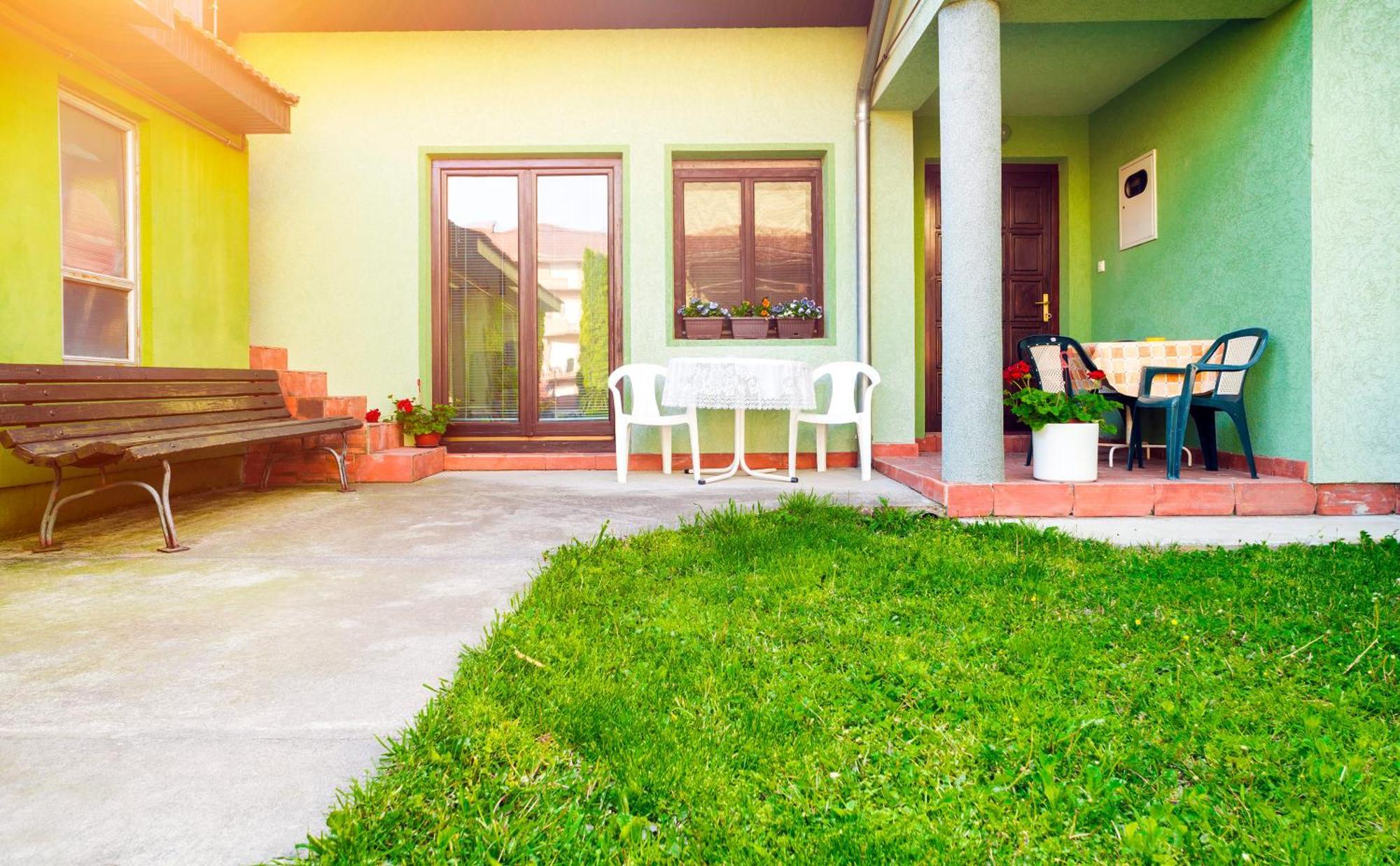 Apartmani Slavica ยาโกดินา ภายนอก รูปภาพ